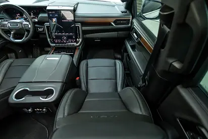 صورة 15 لـ 2025 GMC YUKON
