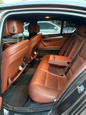 2013 BMW 5-SERIES 缩略图 10
