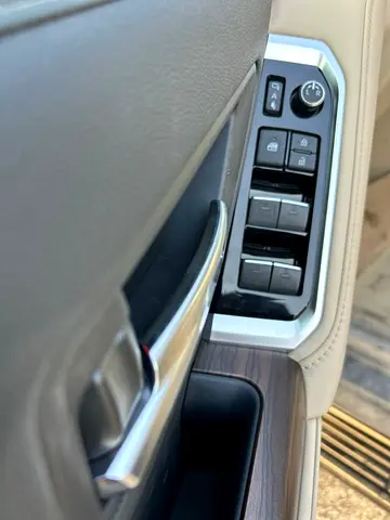 2026 Toyota LAND CRUISER 照片 4