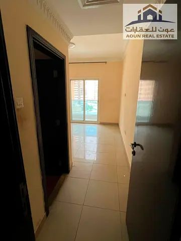 شقة للإيجار السنوي – التعاون 🏡 3 غرف وصالة كبيرة 🚗 باركينج داخل البرج 💰 الإيجار السنوي: 55,000 درهم 💳 الدفع: 4 دفعات 🛡️ التأمين: 2,000 درهم