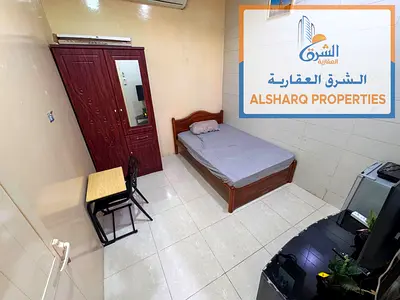 Top-of-the-line furnished studio, second occupancy