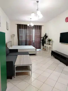 Huge size furnish studio&parking Lago vista only 3500 per month without bills yearly contract