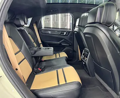 صورة مصغرة 19 لـ 2023 Porsche CAYENNE