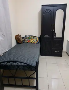 Fully furnished badspace available for executive male in nakheel