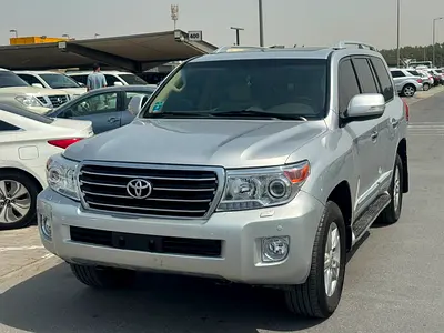 2013 Toyota LAND CRUISER 照片 4