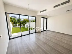 PARK RESIDENCE | NEWLY DECORATED | PARK BACKING