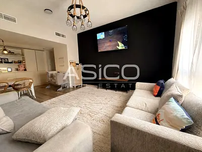 Upgraded 3BR | Vacant | High Floor | 2 Parking