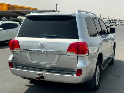 2013 Toyota LAND CRUISER 照片 6