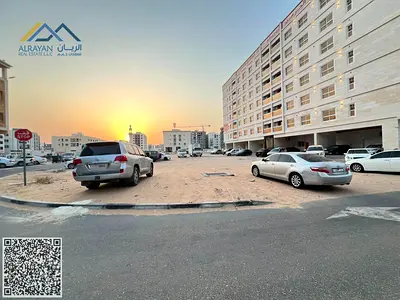 عقار تجاري وسكني للبيع في منطقة الجرف 3  ارضي + 6