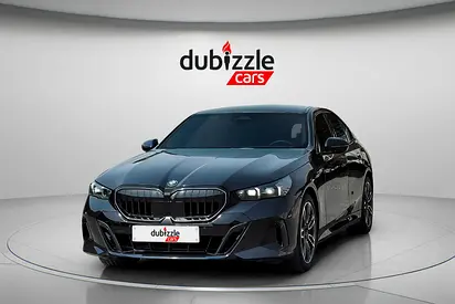 2024 BMW 5-SERIES photo 3