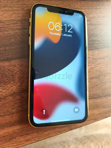 iPhone 11 yellow in good condition