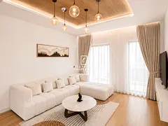 FULLY RENOVATED CORNER UNIT | BRAND NEW FINISHING