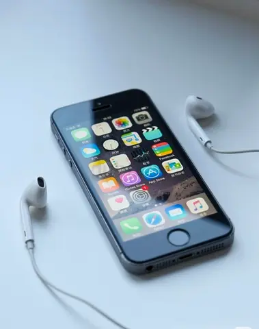iPhone 5s Grey Color New Condition