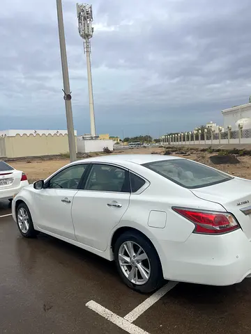 2016 Nissan ALTIMA 照片 11