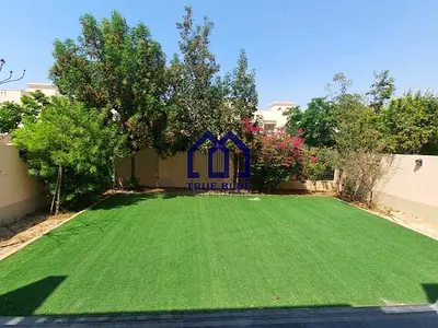 4 Bed Townhouse | Semi-furnished | Ready to Move