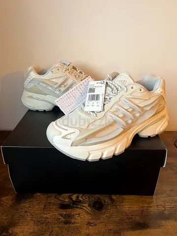 Adidas Jellyfish Size 44 2/3 Brand New