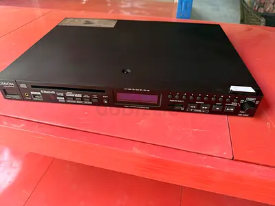 Denon DN-300Z Professional CD/Media Player - Single Rack Unit