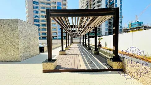Spacious 1BR | 901 Sqft | Pool View | Balcony | JVC