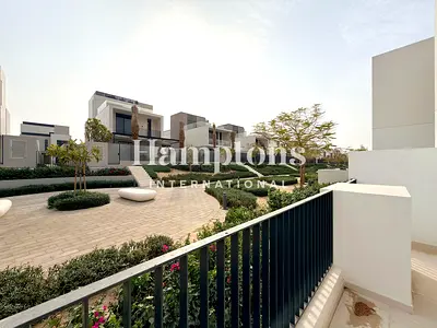 3BR Skylight View | Single Row | Green Path