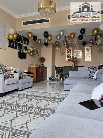📍غرفتين وصالة مفروشة للإيجار السنوي – النهدة 🏡 غرفتين وصالة 🛋️ مفروشة بالكامل 🌆 إطلالة سوبر مفتوحة 🛁 3 حمامات 💰 الإيجار السنوي: 69,000 درهم