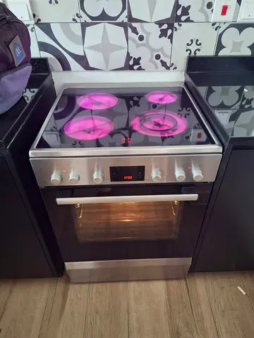 Bosch Electric Cooker with Ceramic Hob and Integrated Oven