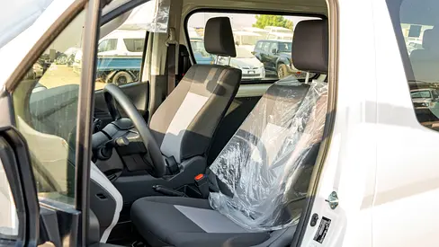 2026 Toyota HIACE 照片 5