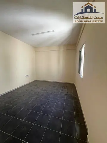 استوديو للإيجار السنوي – الناصرية 📍 بجوار البوطينة 🏡 استوديو 💰 الإيجار السنوي: 15,000 درهم 💳 الدفع: حتى 4 دفعات 🛡️ التأمين: 1,000 درهم (كاش)