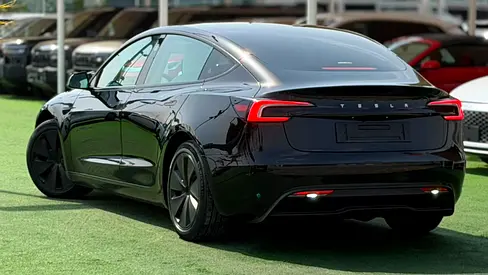 صورة مصغرة 4 لـ 2024 Tesla MODEL 3