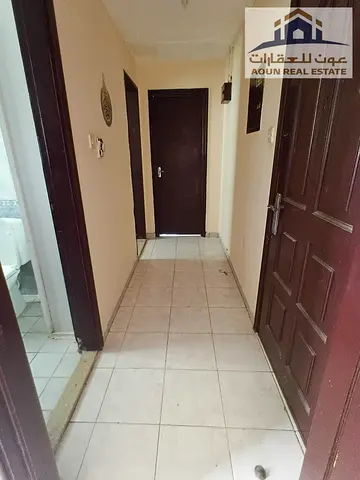 🏠 غرفة وصالة للإيجار السنوي في المجرّة  فرصة مميزة للعائلات الراغبة في السكن في موقع هادئ ومناسب، شقة مكوّنة من غرفة وصالة بتوزيع عملي ومساحة مناسبة