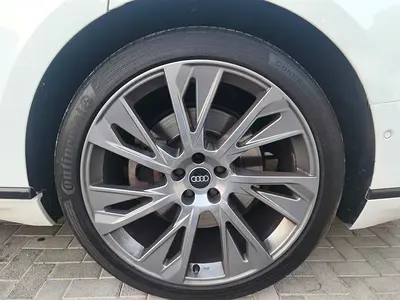 2019 AUDI A8 — миниатюра 5