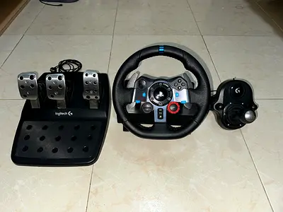 Logitech g29 Steering wheel