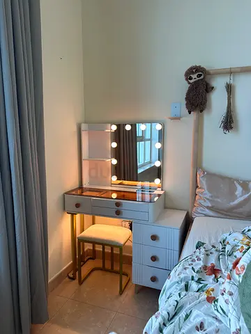Makeup Vanity stand with Stool, Charger, Lights etc.