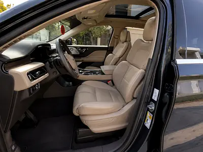 صورة 14 لـ 2022 Lincoln AVIATOR