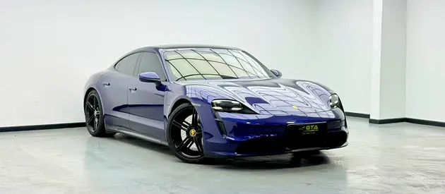 صورة 3 لـ 2020 Porsche TAYCAN