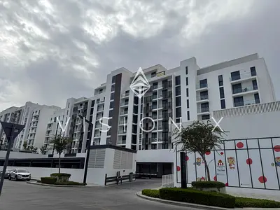 Move-In Ready | Stylish & Sophisticated Living