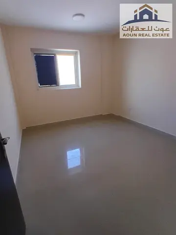 One-bedroom apartment with a living room in Al Butina; fully serviced location featuring air conditioning and central gas.