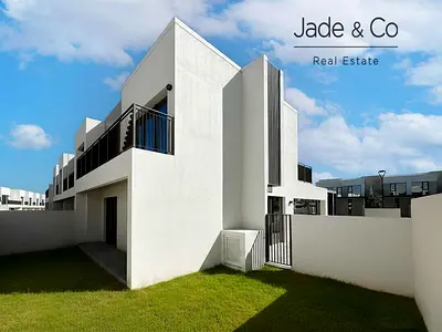 Community Expert | Best Price | Landscaped