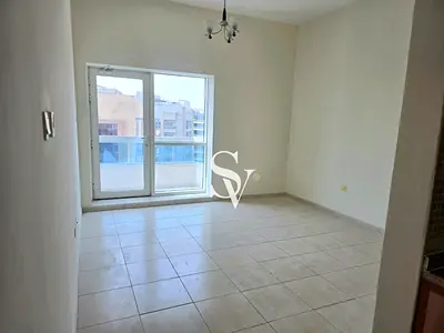 Ready to Move | Spacious 1 bed | Unfurnished