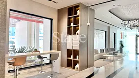 Specious Huge 1 Bedroom with Store & Closed Kitchen