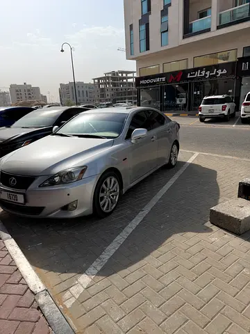 Lexus IS 300 2008 GCC Specs - Well Maintained