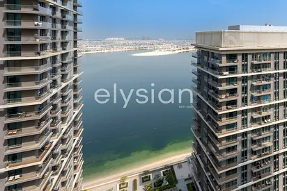 Beachfront | Luxury Living | Premium Residence