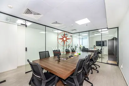 PRIME LOCATION | FULLY FITTED | VACANT | NEAR METRO