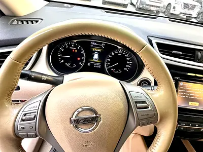2015 Nissan X-TRAIL 照片 14