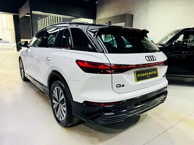 صورة 4 لـ 2024 AUDI Q5 E-TRON