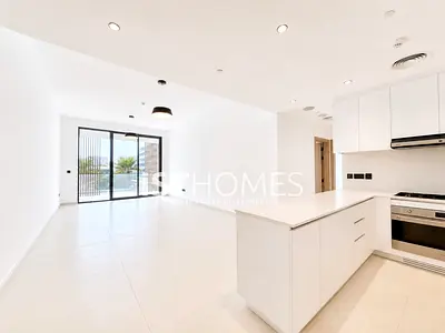 15 Days Free | Maid's Room | Laundry Room | Storage Room | Prime Location | Gym | Pool | Open Kitch