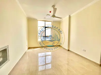 Luxury specious 1bhk //34k //near to bus station