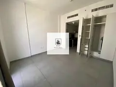 Specious luxury apartment for rent