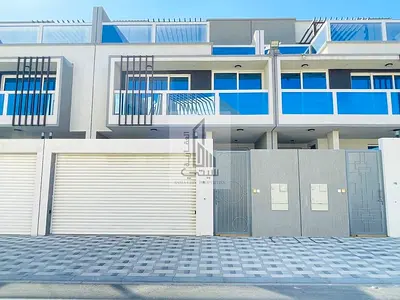 Modern 4-bedroom townhouse for rent, no fees