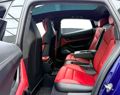 صورة 16 لـ 2020 Porsche TAYCAN