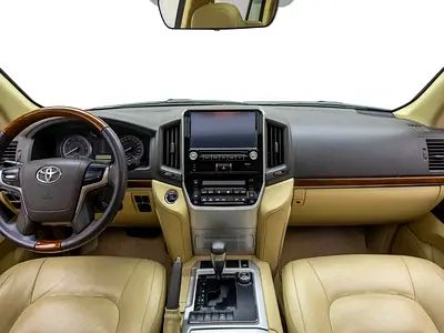 صورة 13 لـ 2016 Toyota LAND CRUISER